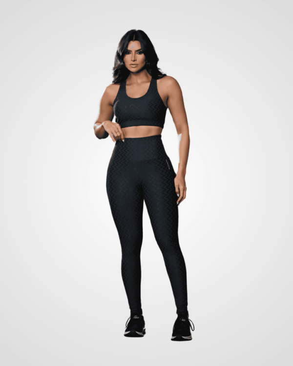 Lux moda Fitness. Conforto e Estilo para o Seu treino. A Lux trabalha com marcas de roupas fitness de alta qualidade e desenvolvidas pensando no cliente. Aceitamos todas as formas de pagamentos e parcelamento em até 3x. Frete Grátis para Petrolina e Juazeiro. Aproveite nossas ofertas no site luxmodafitness.com.br e siga nossas redes sociais @lux.pnz