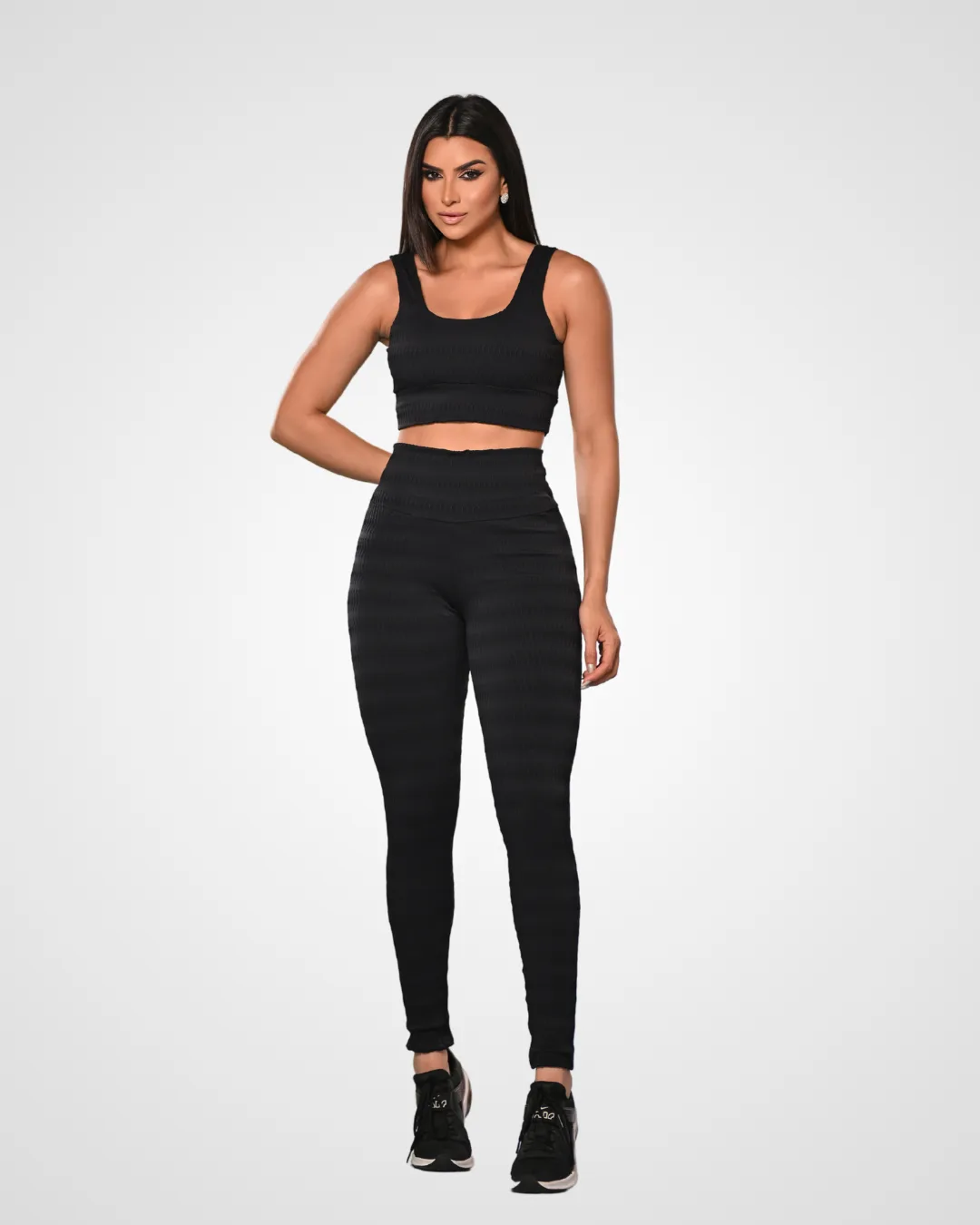 Lux moda Fitness. Conforto e Estilo para o Seu treino. A Lux trabalha com marcas de roupas fitness de alta qualidade e desenvolvidas pensando no cliente. Aceitamos todas as formas de pagamentos e parcelamento em até 3x. Frete Grátis para Petrolina e Juazeiro. Aproveite nossas ofertas no site luxmodafitness.com.br e siga nossas redes sociais @lux.pnz