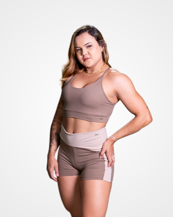 Lux moda Fitness. Conforto e Estilo para o Seu treino. A Lux trabalha com marcas de roupas fitness de alta qualidade e desenvolvidas pensando no cliente. Aceitamos todas as formas de pagamentos e parcelamento em até 3x. Frete Grátis para Petrolina e Juazeiro. Aproveite nossas ofertas no site luxmodafitness.com.br e siga nossas redes sociais @lux.pnz