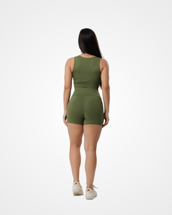 Lux moda Fitness. Conforto e Estilo para o Seu treino. A Lux trabalha com marcas de roupas fitness de alta qualidade e desenvolvidas pensando no cliente. Aceitamos todas as formas de pagamentos e parcelamento em até 3x. Frete Grátis para Petrolina e Juazeiro. Aproveite nossas ofertas no site luxmodafitness.com.br e siga nossas redes sociais @lux.pnz